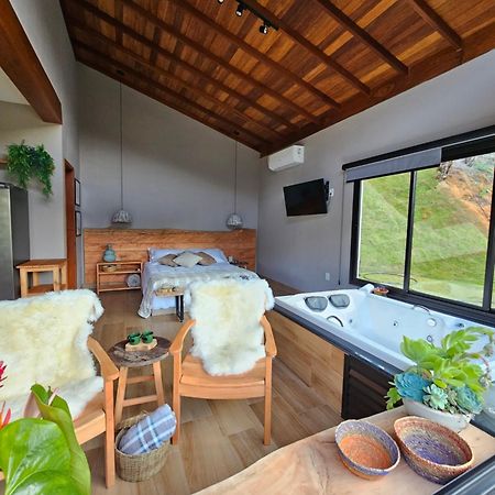 Vila Pinheiro Villa ซานตาเทเรซา ภายนอก รูปภาพ