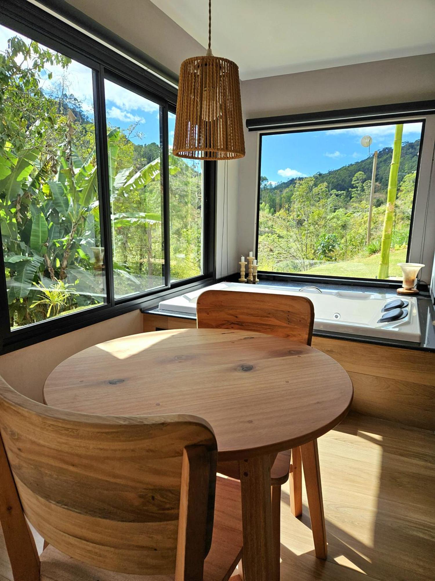 Vila Pinheiro Villa ซานตาเทเรซา ภายนอก รูปภาพ