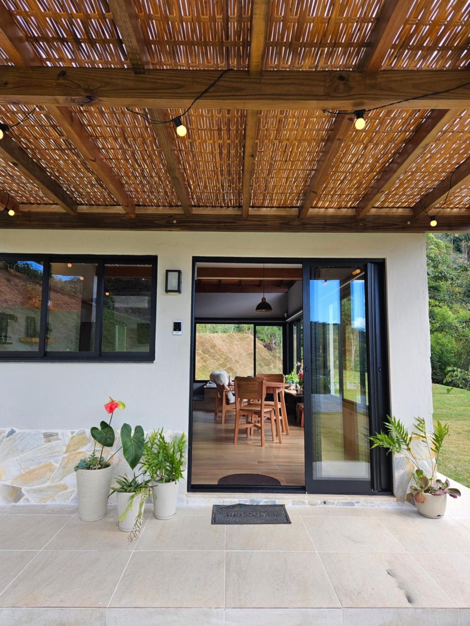 Vila Pinheiro Villa ซานตาเทเรซา ภายนอก รูปภาพ